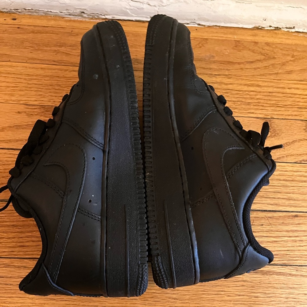 For Men and Women Black Airforce ones